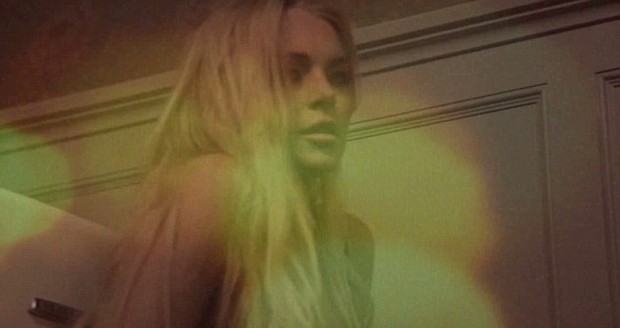 Lindsay Lohan estrela vídeo de James Franco (Foto: Reprodução)