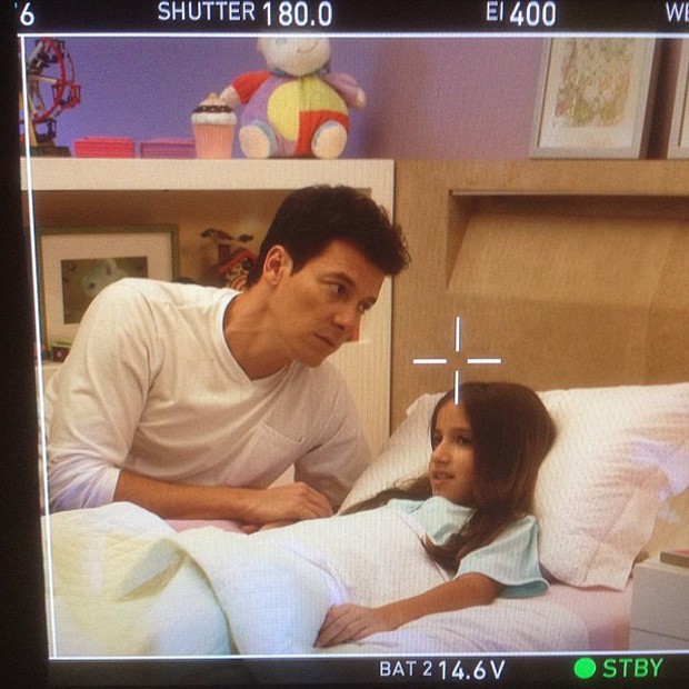 Rodrigo Faro grava comercial com a filha Clara (Foto: Instagram / Reprodução)