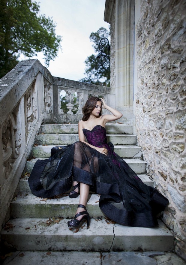 Gyselle Soares faz ensaio de moda luxuoso num castelo Château d'Esclimont, na França (Foto: Divulgação)