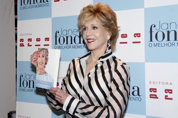 Jane Fonda no lançamento de seu livro (Foto: Roberto Filho / AgNews)