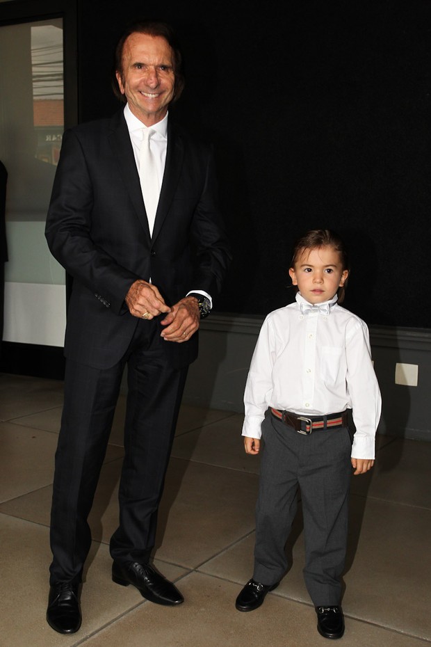 Emerson Fittipaldi e o filho Emmo (Foto: Manuela Scarpa / Foto Rio News)