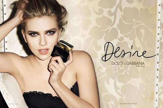 Scarlett Johansson na 'Dolge & Gabbana' (Foto: Reprodução / Dolge & Gabbana)