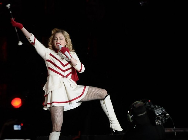 Madonna se apresenta no estádio Olímpico, em Porto Alegre (Foto: Francisco Cepeda/ Ag. News)