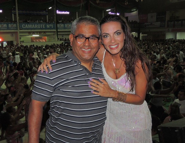 Jayder Soares e Carla Prata no ensaio da Grande Rio (Foto: Divulgação)