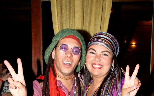 Fabiana Karla e David Santiago na festa dele em boate no Rio (Foto: André Muzell/ Ag. News)