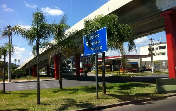 Hanson posta foto de Avenida de Porto Alegre no Twitter (Foto: Twitter)