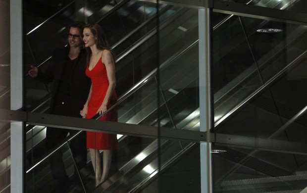 Angelina Jolie e Brad Pitt na première de 'Moneyball' em Japão (Foto: Reuters)
