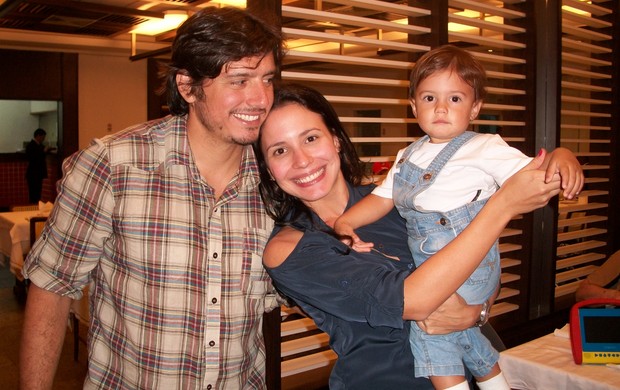 Juliana Knust e família (Foto: Divulgação)