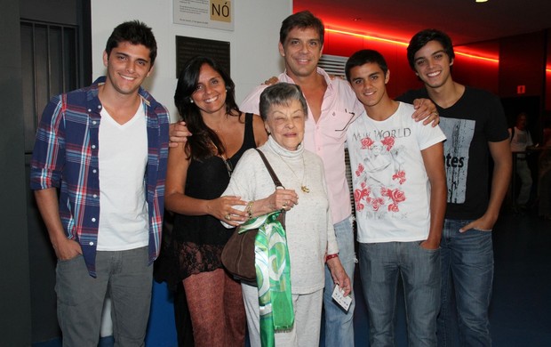 Família Simas (Foto: Roberto Filho/ Ag.News)