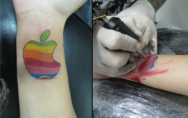 Mulher Maçã, fã de "Esteve" Jobs, tatuou o símbolo da Apple e nos deixou sem palavras