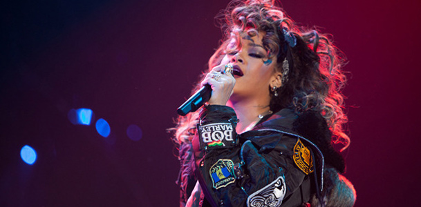 Rihanna no X-Factor USA (Foto: Site Oficial/Reprodução)