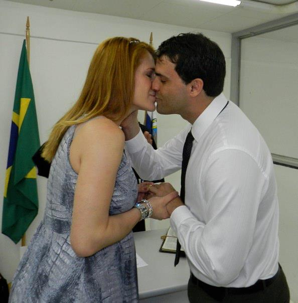 Babi Xavier e Felipe Correa se casam em cartório no Rio (Foto: Facebook/ Reprodução)