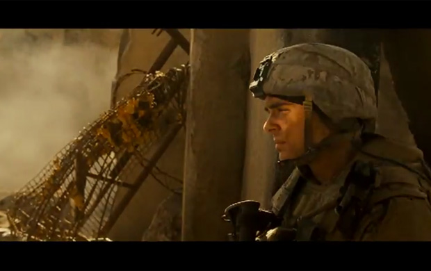 Zac Efron em novo filme (Foto: YouTube / Reprodução)