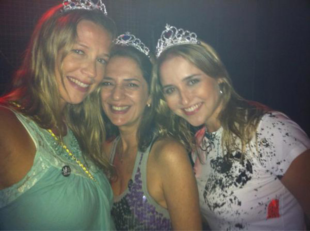 Luana Piovani posta foto na festa 'Bailinho' (Foto: Twitter / Reprodução)