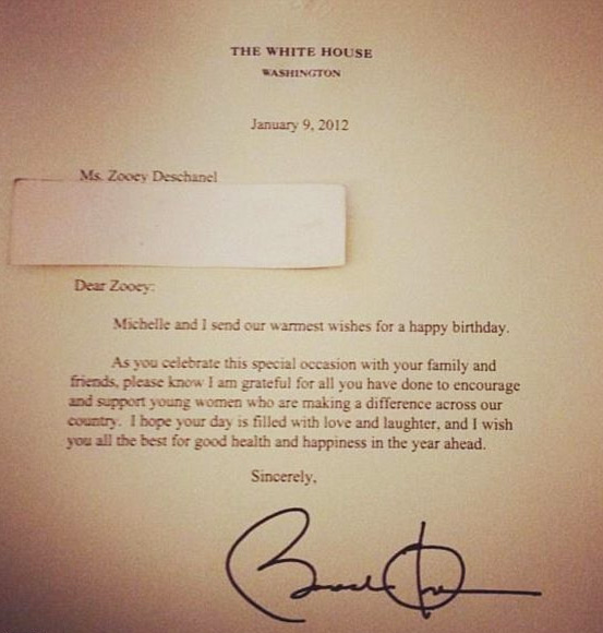 Zooey Deschanel - carta do Barack Obama pra ela (Foto: Facebook/Reprodução)