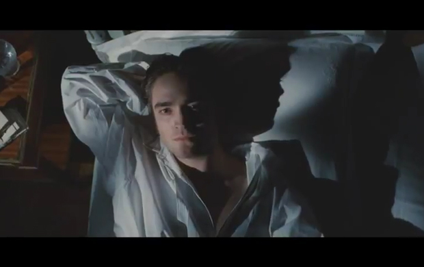 Robert Pattinson no trailer do filme 'Bel Ami' (Foto: YouTube / Reprodução)