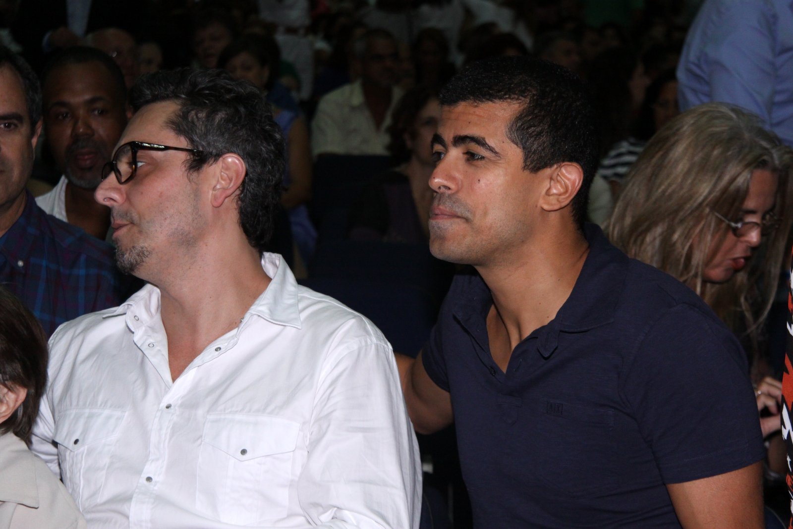Alexandre Nero e Marcius Melhem no show de Roberto Carlos