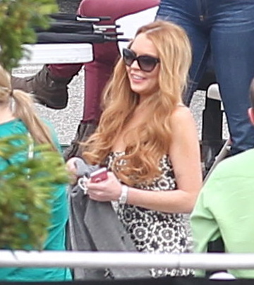 Lindsay Lohan no set de filmagens da série ‘Glee’ em Los Angeles, nos Estados Unidos – X17 (Foto: X17/ Agência)