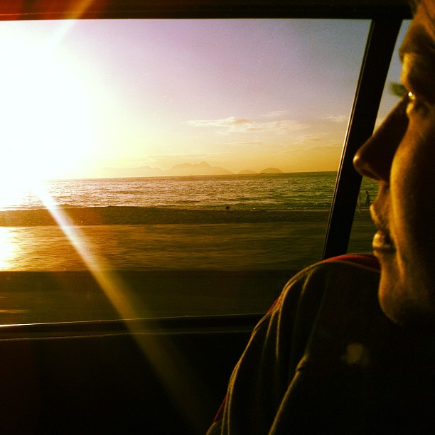 Luana Piovani vê o nascer do sol (Foto: Reprodução/Twitter)
