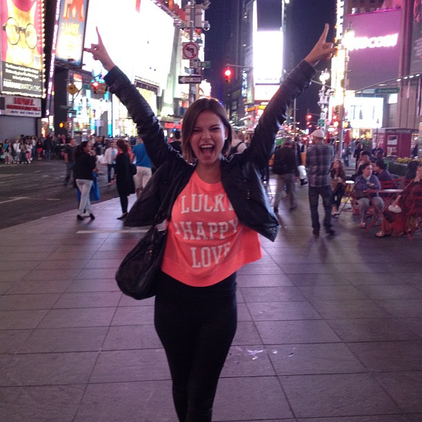 Milena Toscano em Nova York, nos Estados Unidos (Foto: Twitter/ Reprodução)