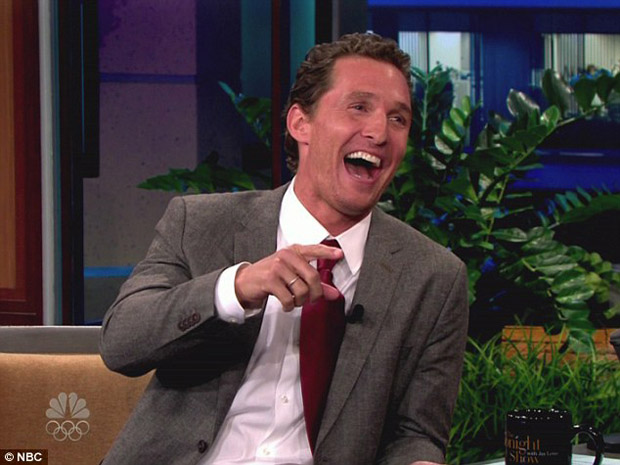Matthew McConaughey em programa americano (Foto: NBC / Reprodução)