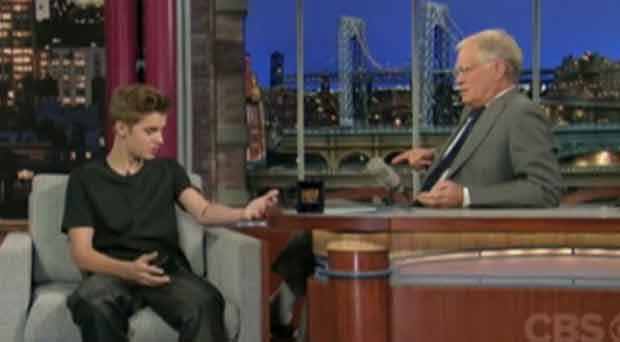 Justin Bieber e David Letterman (Foto: Reprodução)