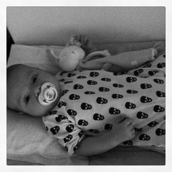 Luana piovani posta foto do filho, Dom (Foto: Twitter / Reprodução)