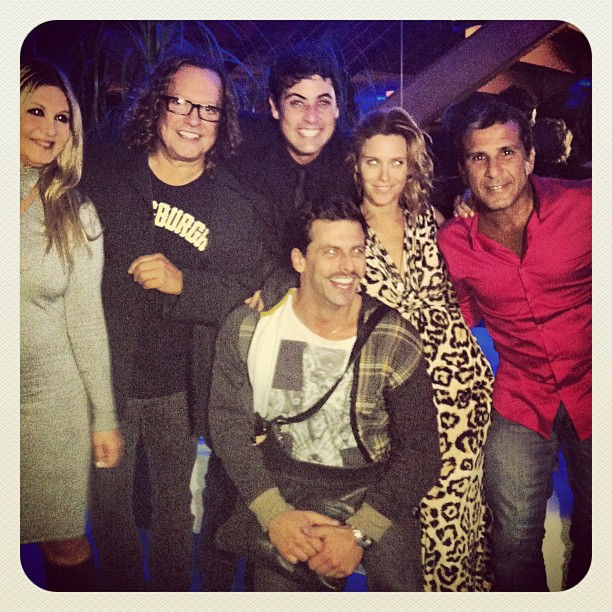 Wolf Maia, Bruno De Luca, Carolina Dieckmann, Eri Johnson e Henri Castelli em festa no Rio (Foto: Instagram/ Reprodução)