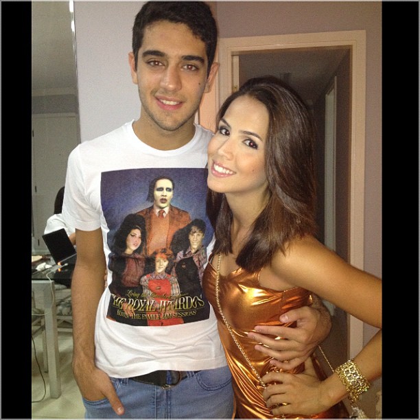 Pérola Faria comemora aniversário de 21 anos com o namorado Miguel Rômulo (Foto: Instagram/ Reprodução)