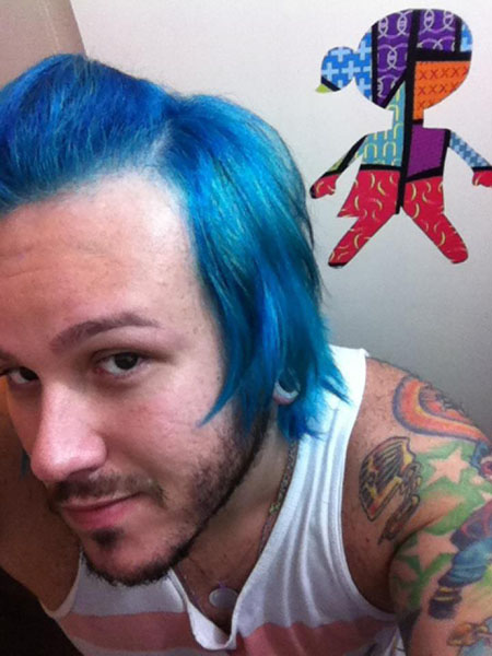 Rafael González queria mudar: "O Azul estava na moda e eu me rendi ao Azul-Katy!", explica.