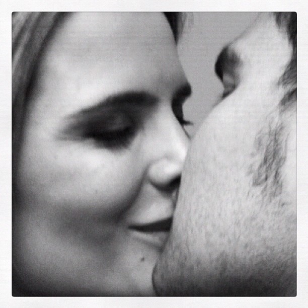 Luciano posta foto de beijo (Foto: Reprodução/Instagram)