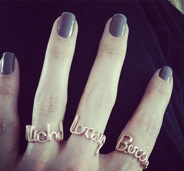 Isabella Fiorentino posta foto de anéis com o nome dos filhos (Foto: Instagram / Reprodução)