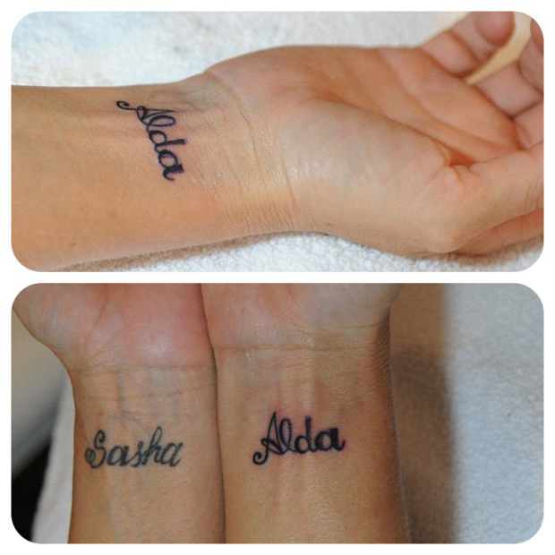 Xuxa tatua o nome da mãe no pulso (Foto: Instagram / Reprodução)