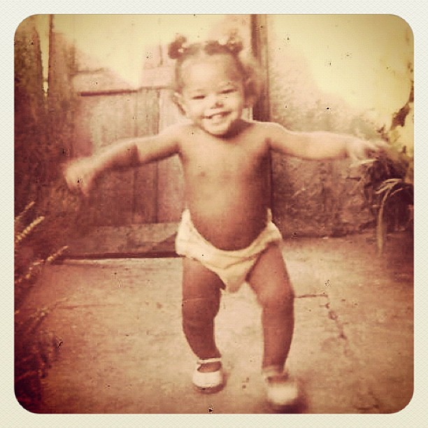 Juliana Alves posta foto de sua infância (Foto: Instagram)