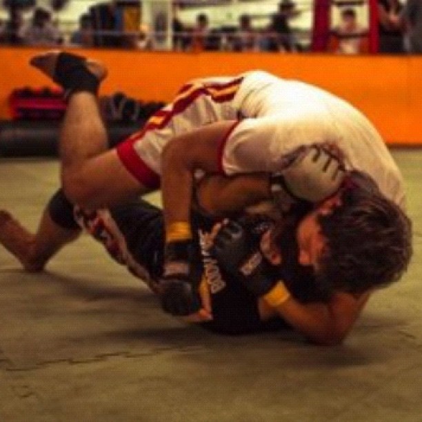 Bruno do KLB posta foto sua treinando MMA (Foto: Instagram)
