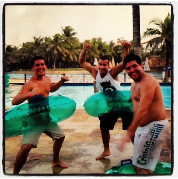 Thiago Gagliasso, Thiago Martins e amigo (Foto: Reprodução / Instagram)