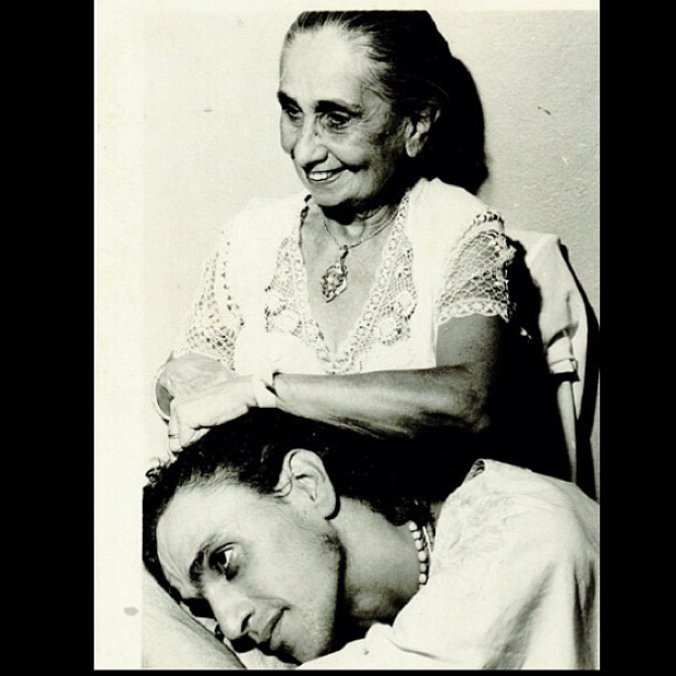 Caetano Veloso posta foto com a mãe, Dona Canô (Foto: Instagram / Reprodução)