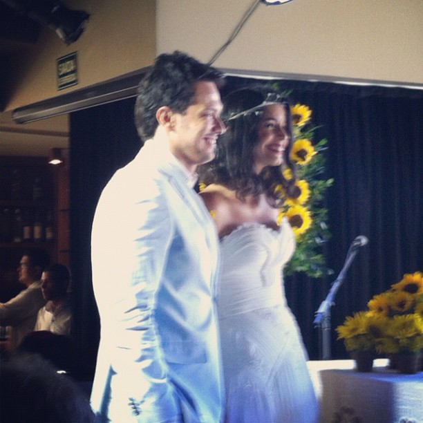 Emanuelle Araújo e noivo (Foto: Instagram / Reprodução)
