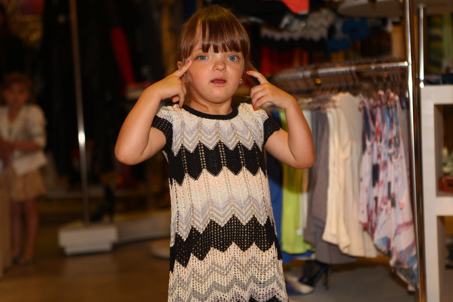 Rafa Justus no lançamento da linha infantil Pop Up Cute na loja da irmã, Fabiana Justus