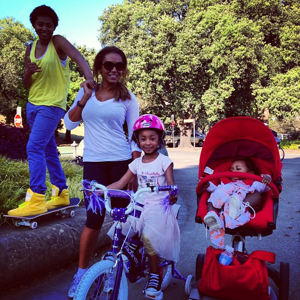 Mel B com as filhas Phoenix, Angel e a caçula Madison em Sydney, na Austrália (Foto: Instagram/ Reprodução)