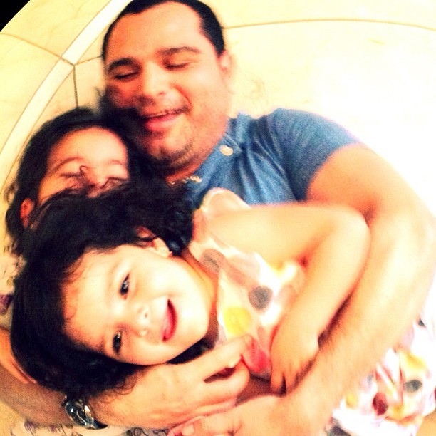 Luciano e filhas (Foto: Instagram/Reprodução)