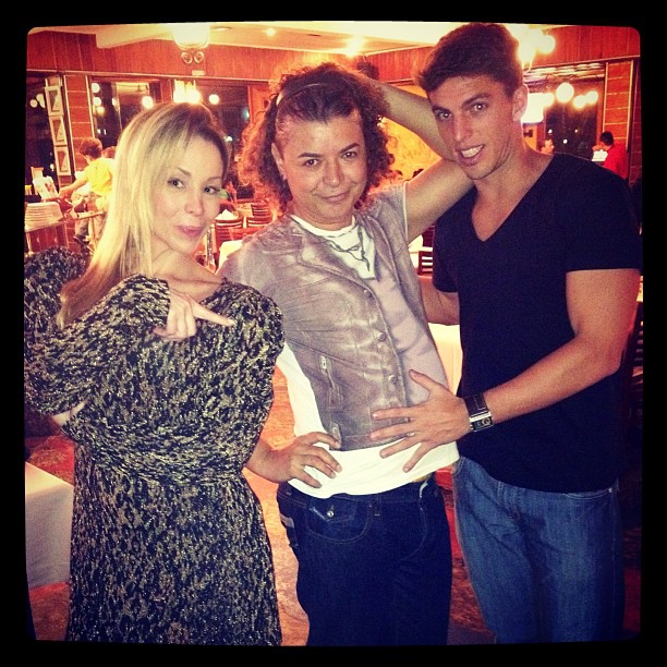 Daniele Winits, David Brazil e o namorado da atriz Amaury (Foto: Instagram/Reprodução)