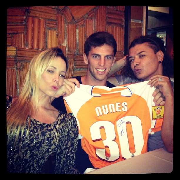 Danielle Winits, David Brazil e o namorado da atriz Amaury (Foto: Instagram/Reprodução)