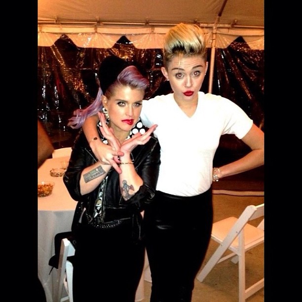 Kelly Osbourne e Miley Cyrus (Foto: Instagram/ Reprodução)
