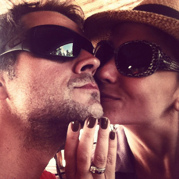 Giovanna Antonelli posta foto com o marido (Foto: Instagram / Reprodução)