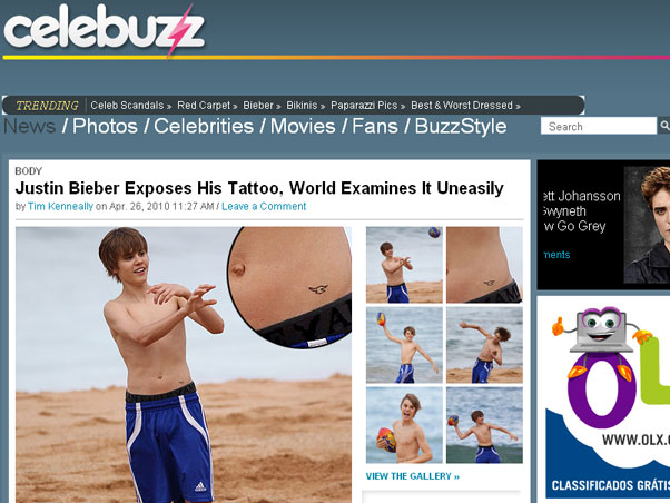 Em 2010, aos 16 anos, Justin ainda tinha corpo de criança. Magrinho, ele fez a primeira tatuagem no quadril e o site "Celebuzz" divulgou as imagens