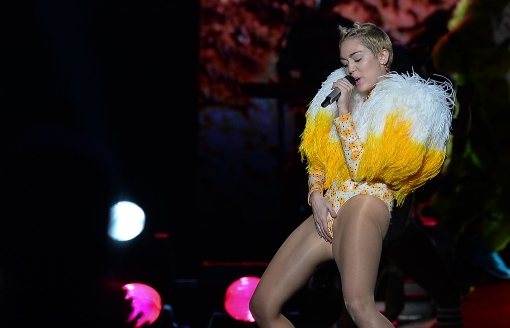 Miley Cyrus mostrou empolgação durante apresentação em SP 