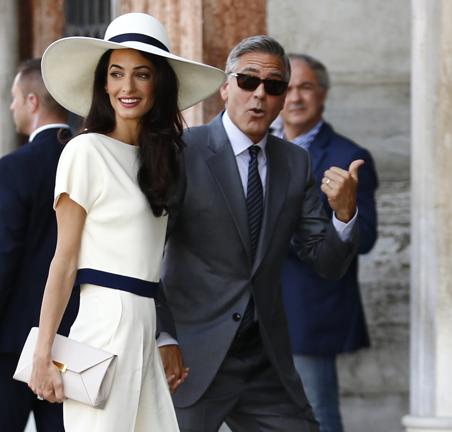 George Clooney e  Amal Alamuddin se casaram no sábado, 27, mas a união foi oficializada no civil apenas nesta segunda-feira, 29