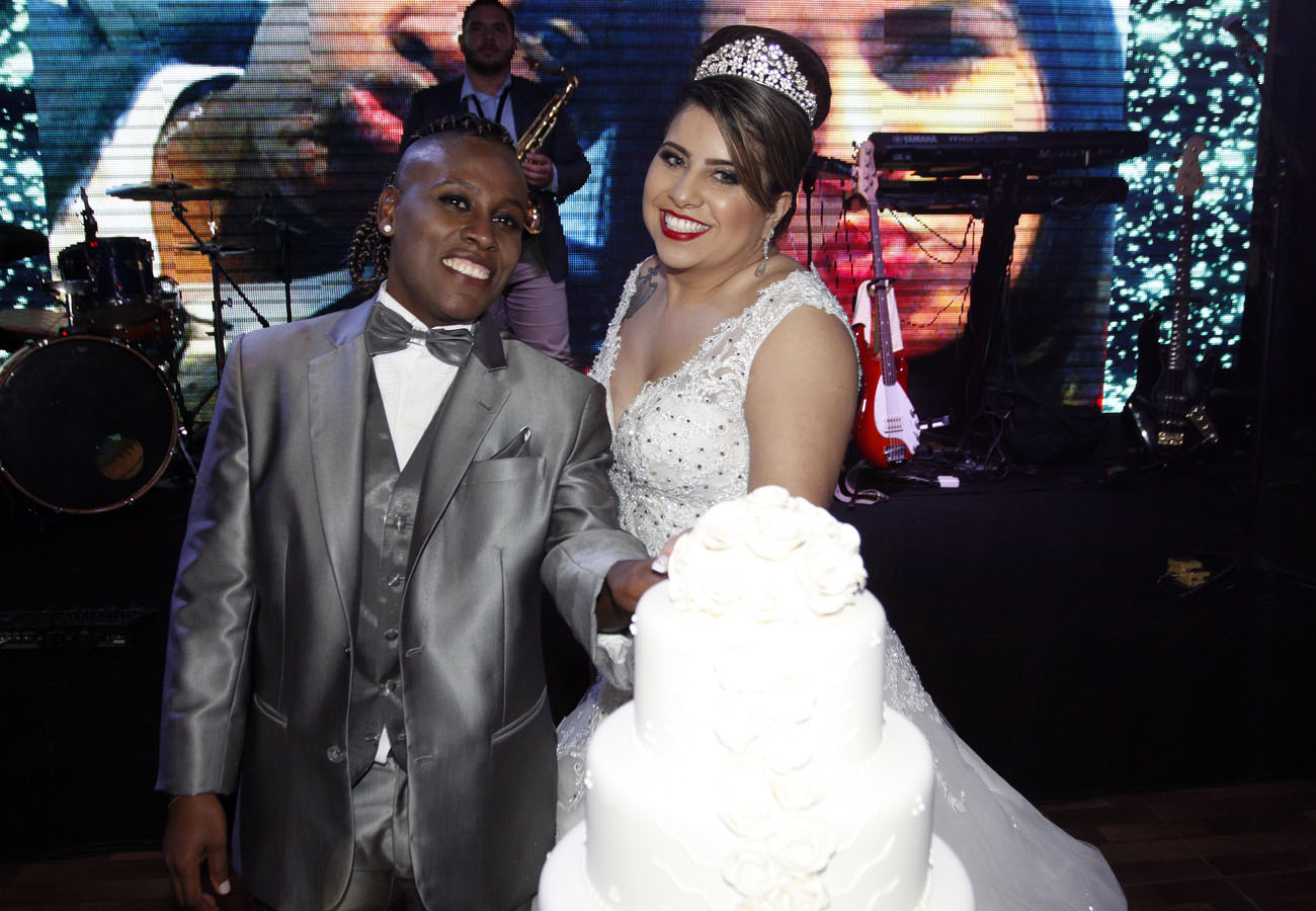 Neném se casa com Thaís Baptista em São Paulo