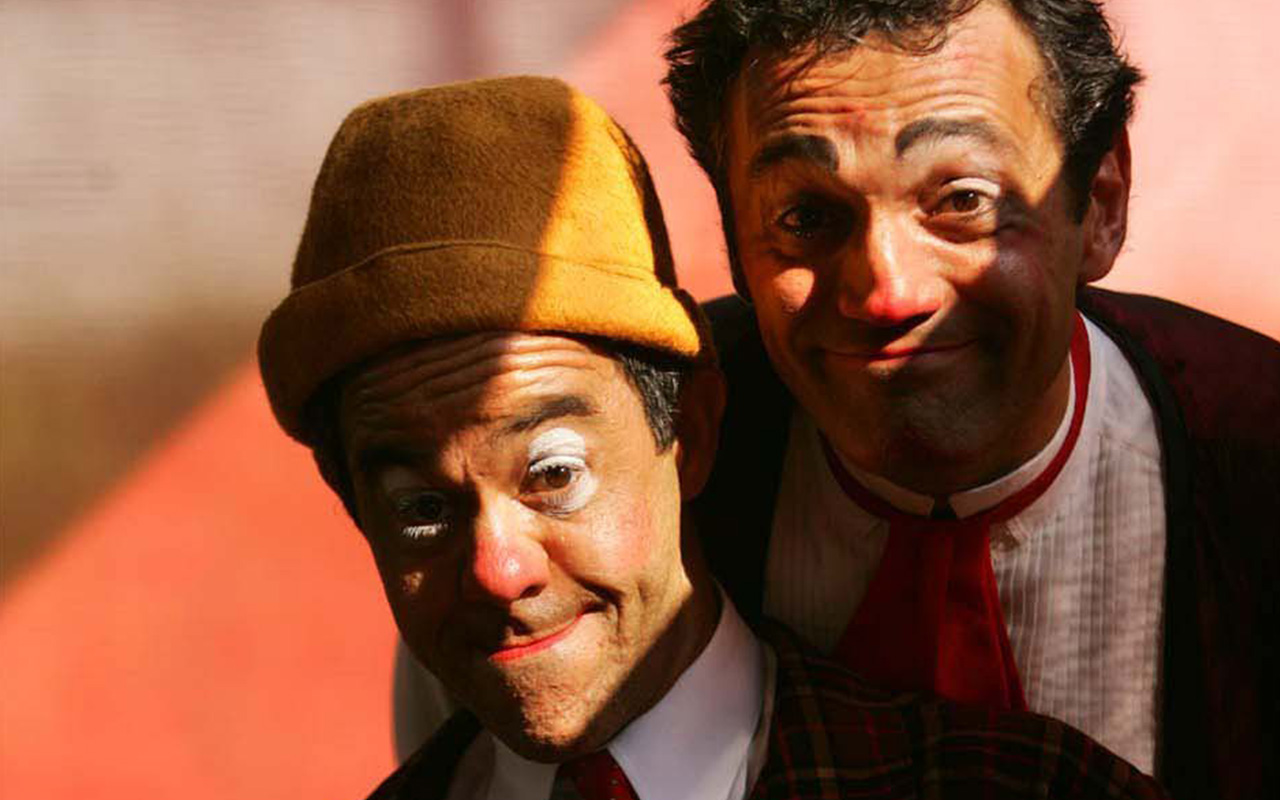 A carreira do ator começou no circo. Na foto de 2005, os palhaços Padoca (Fernando Sampaio) e Agenor (Domingos Montagner), que formavam a dupla "La Mínima", do Circo Zanini